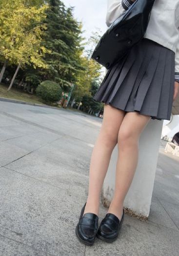 小yoyo萝li交精品网站_超清电影完整版