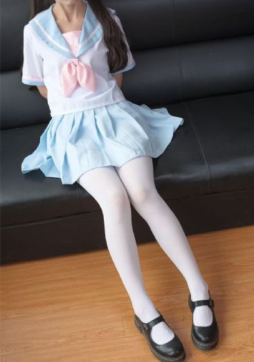 性感泳装美女图片_高清手机免费观看完整