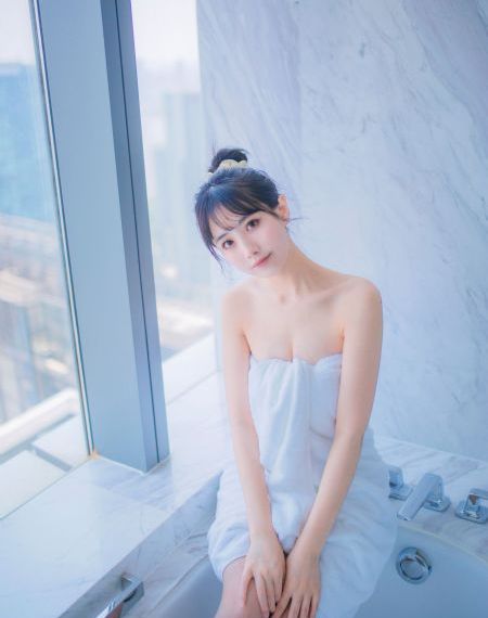 兔女郎爆乳裸体自慰流水91_BD韩语神马影院手机在线