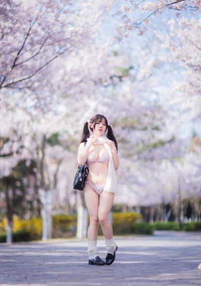草莓香蕉榴莲丝瓜十免费_1080BD在线观看
