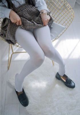 亚洲美女中文字幕乱码电影三区_BD韩语在线视频观看