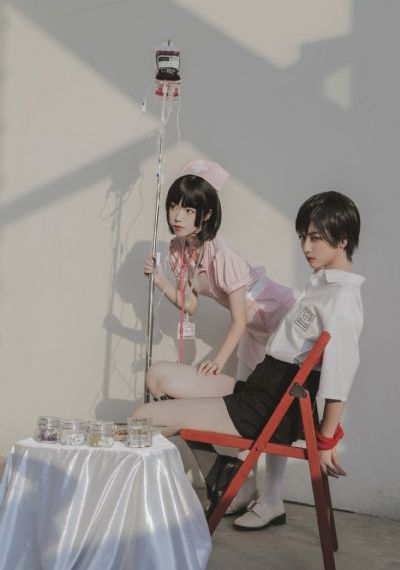 逼逼逼小说操操_HD在线观看完整版