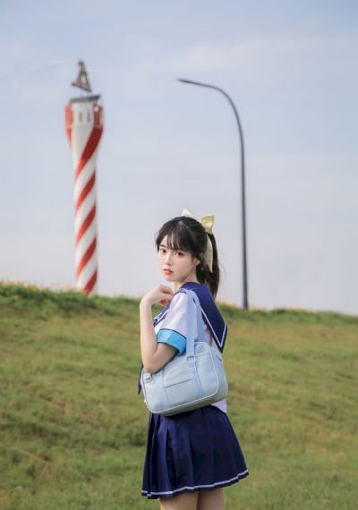 小雪被老汉玩各种姿势老人船_BD韩语在线观看完整版