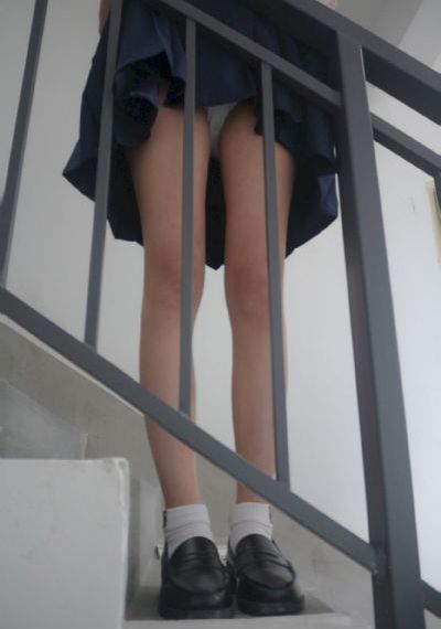 JK制服白色丝袜自慰出水_蓝光高清视频观看