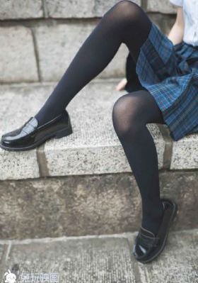 服部圭子游园视频_720完整在线观看