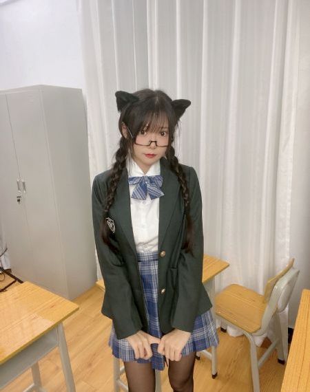 4P双龙高H肉辣文_DVD视频大全