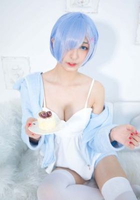 美女舔男人棒棒糖视频_720天堂在线